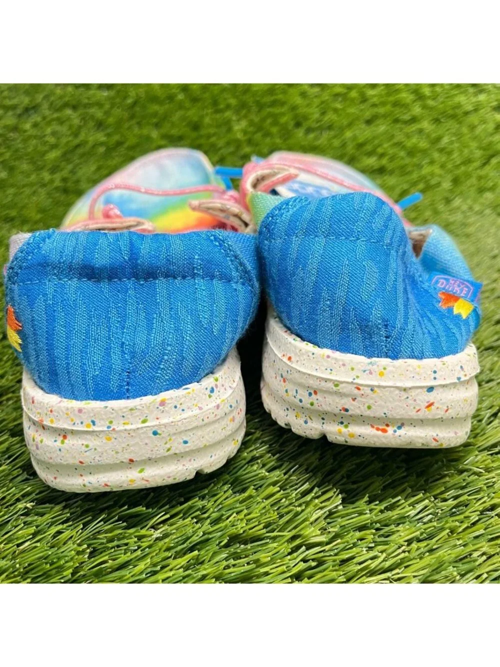 Hey Dude Wendy Dreamer Girls Size 4Y Blue Pink Athletic Walking Slip On Shoes